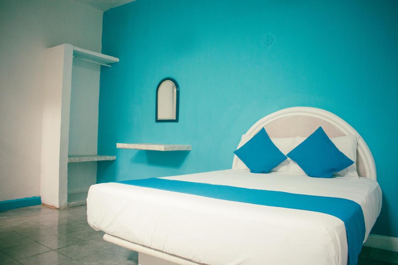 Hotel Posada Aurora Мерида Экстерьер фото